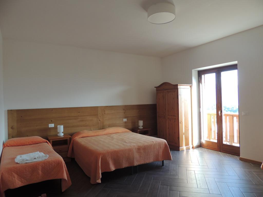 Osteria Della Posta Hotel Poggio Picenze Ruang foto